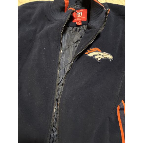 Denver Broncos jacket Size S Woman’s - Picture 2 of 10